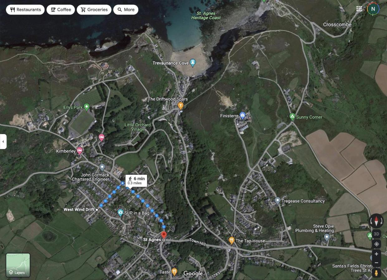 Howlyek, In St Agnes Village Bagian luar foto